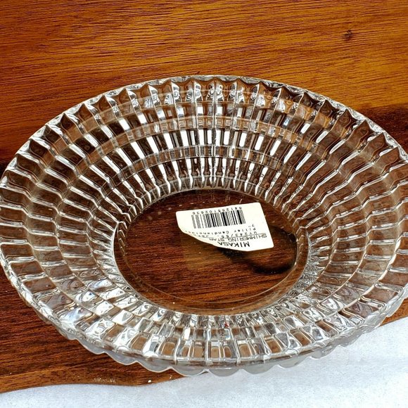 Mikasa Crystal Shimmering Star 7 in Pillar Candle Holder - Picture 8 of 11